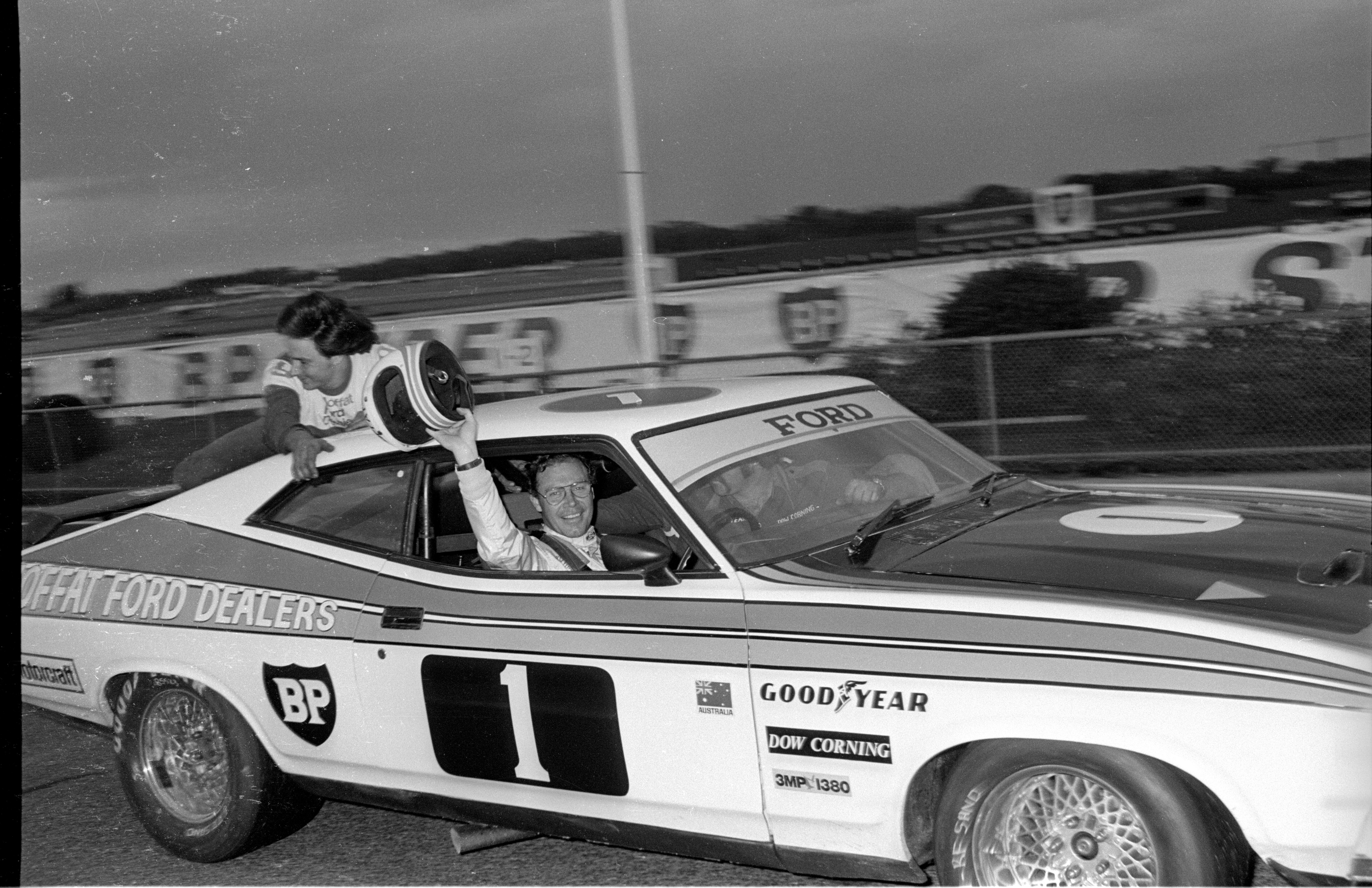 Allan Moffat and Colin Bond celebrate another race win in 1977